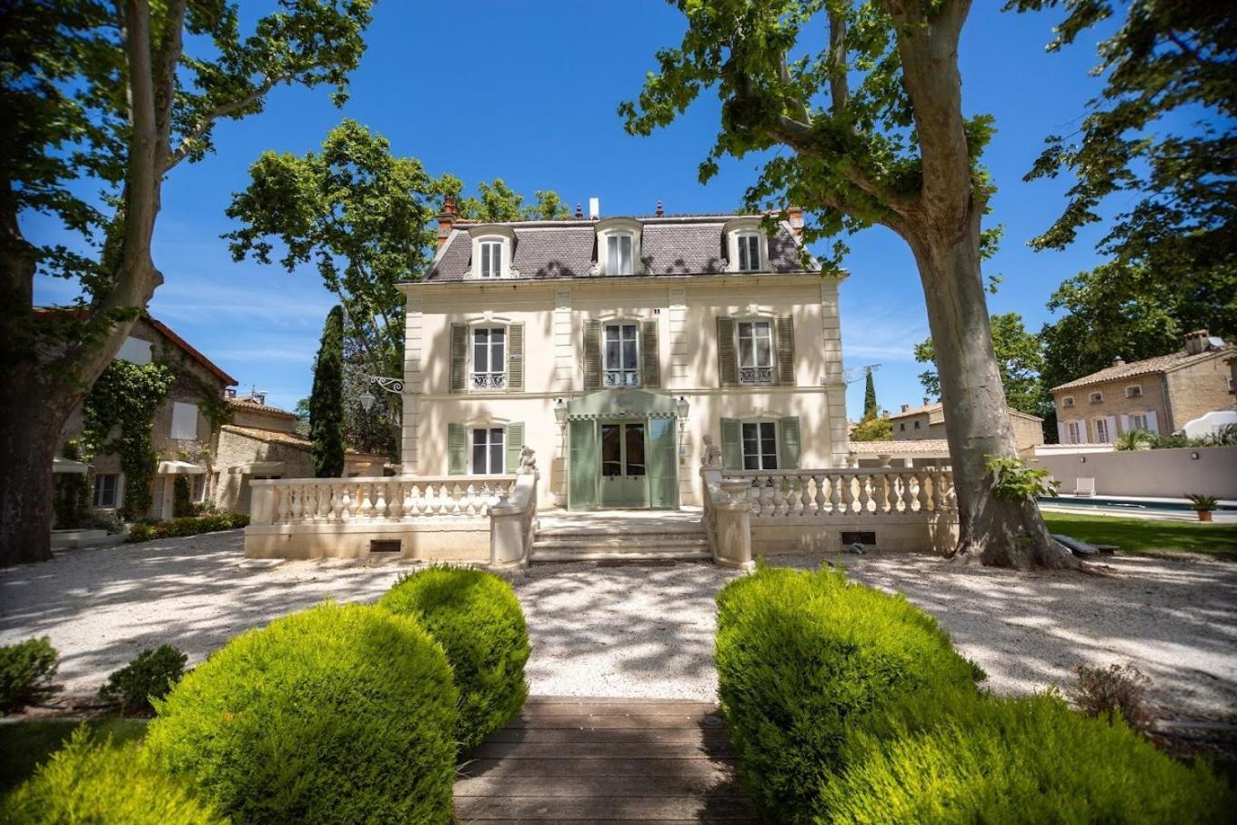 Les Frenes En Provence-Chateau Zen アヴィニョン エクステリア 写真