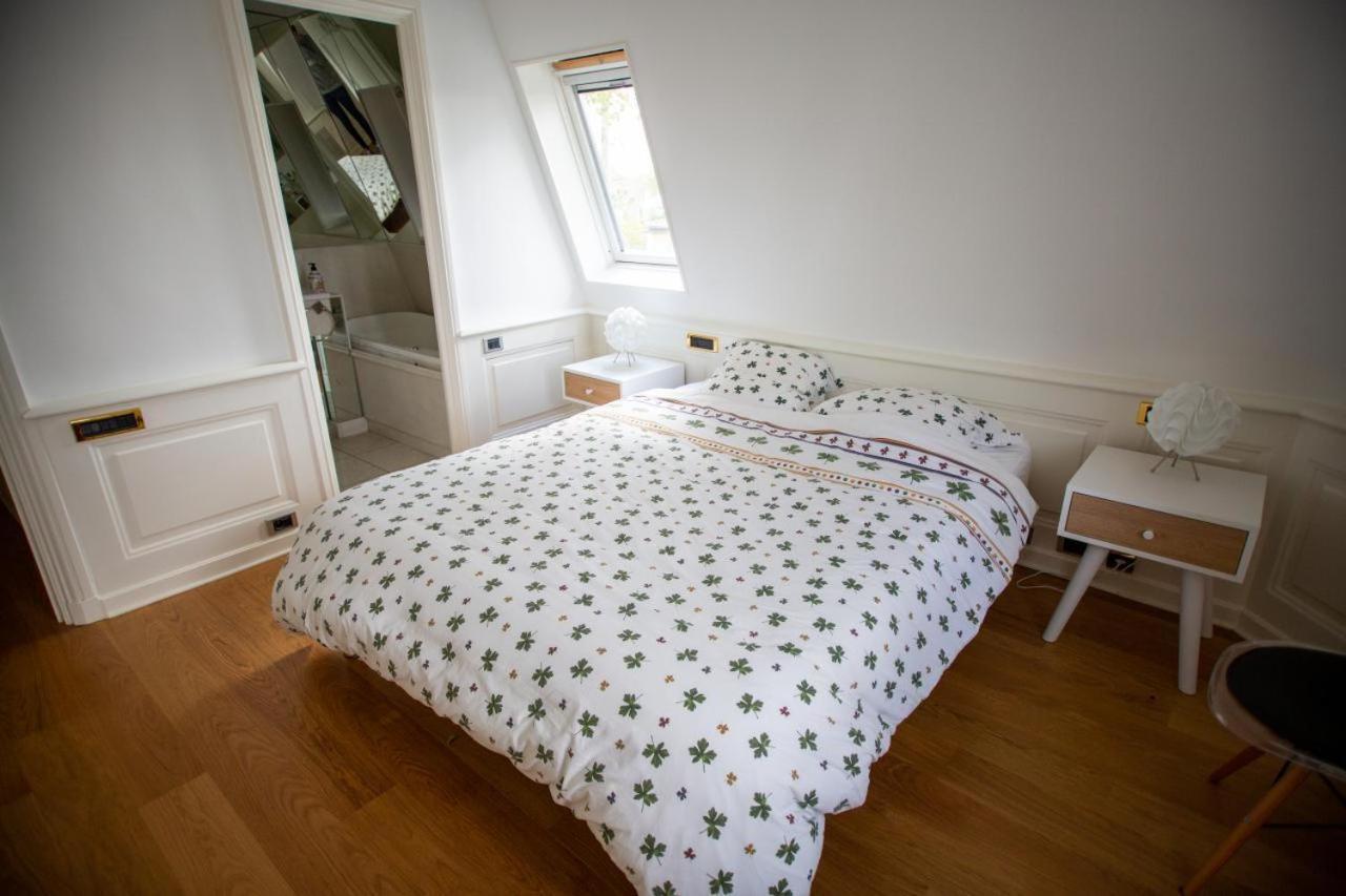 Les Frenes En Provence-Chateau Zen アヴィニョン 部屋 写真